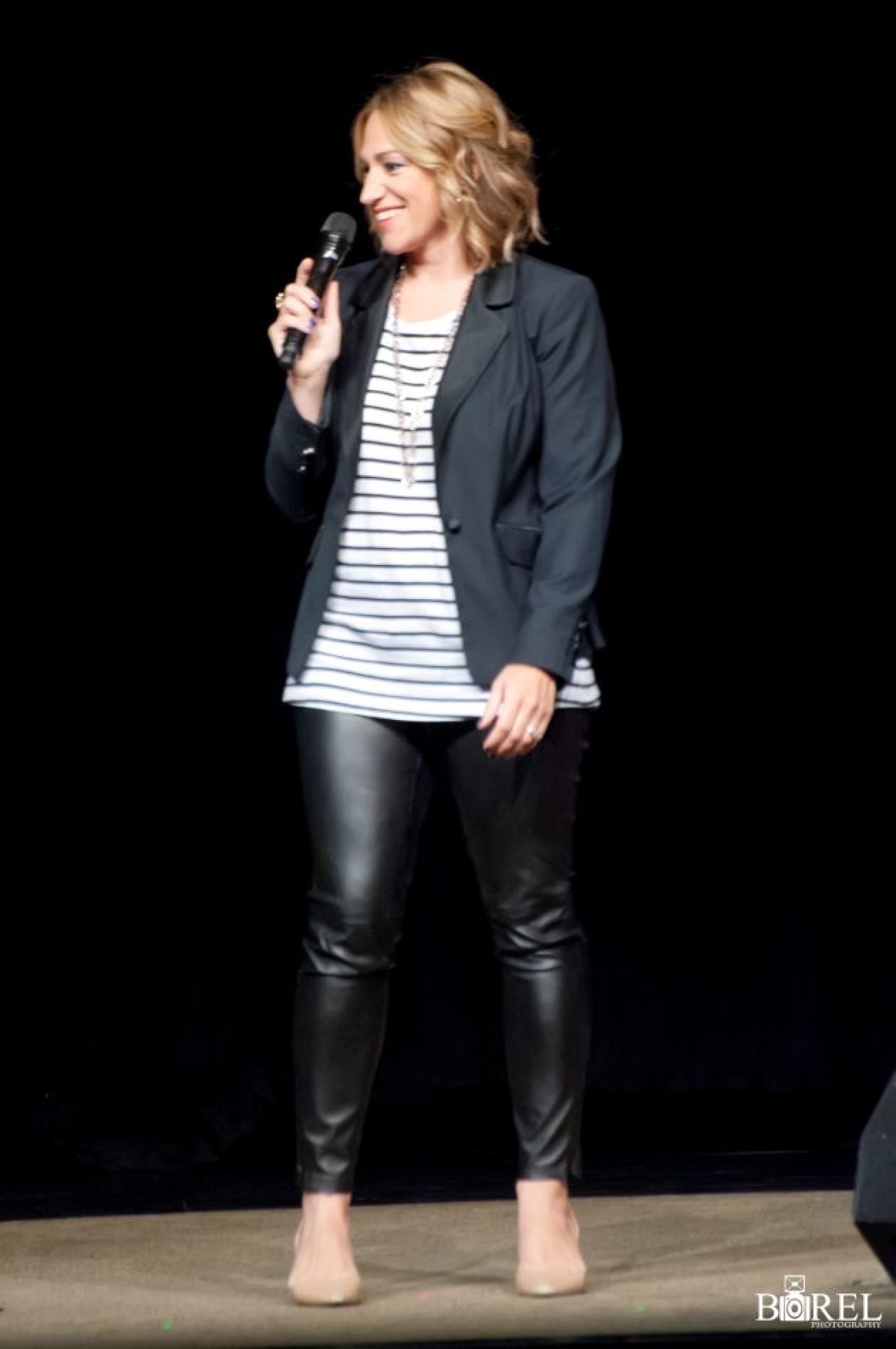 amy barnes
