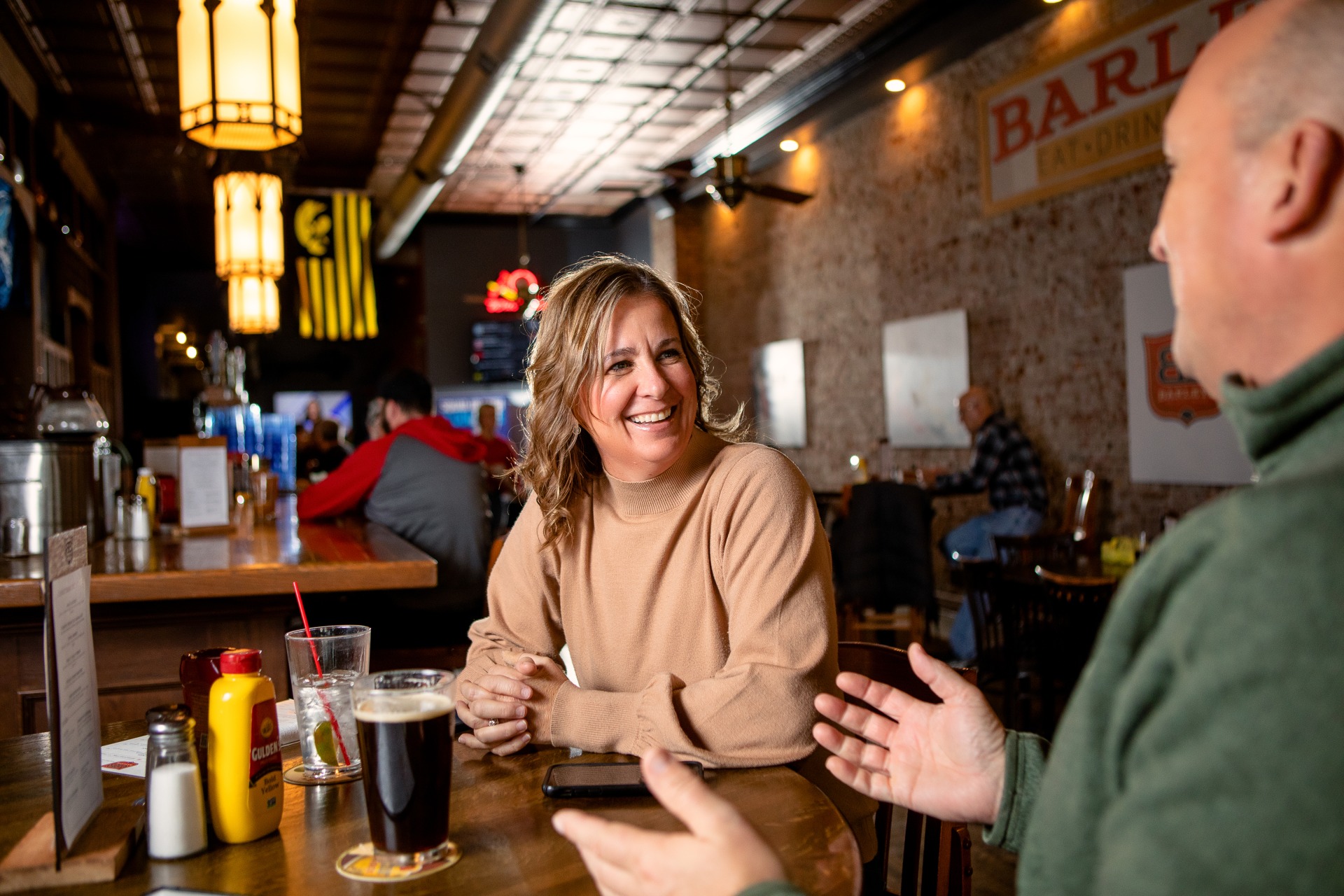barleys bar