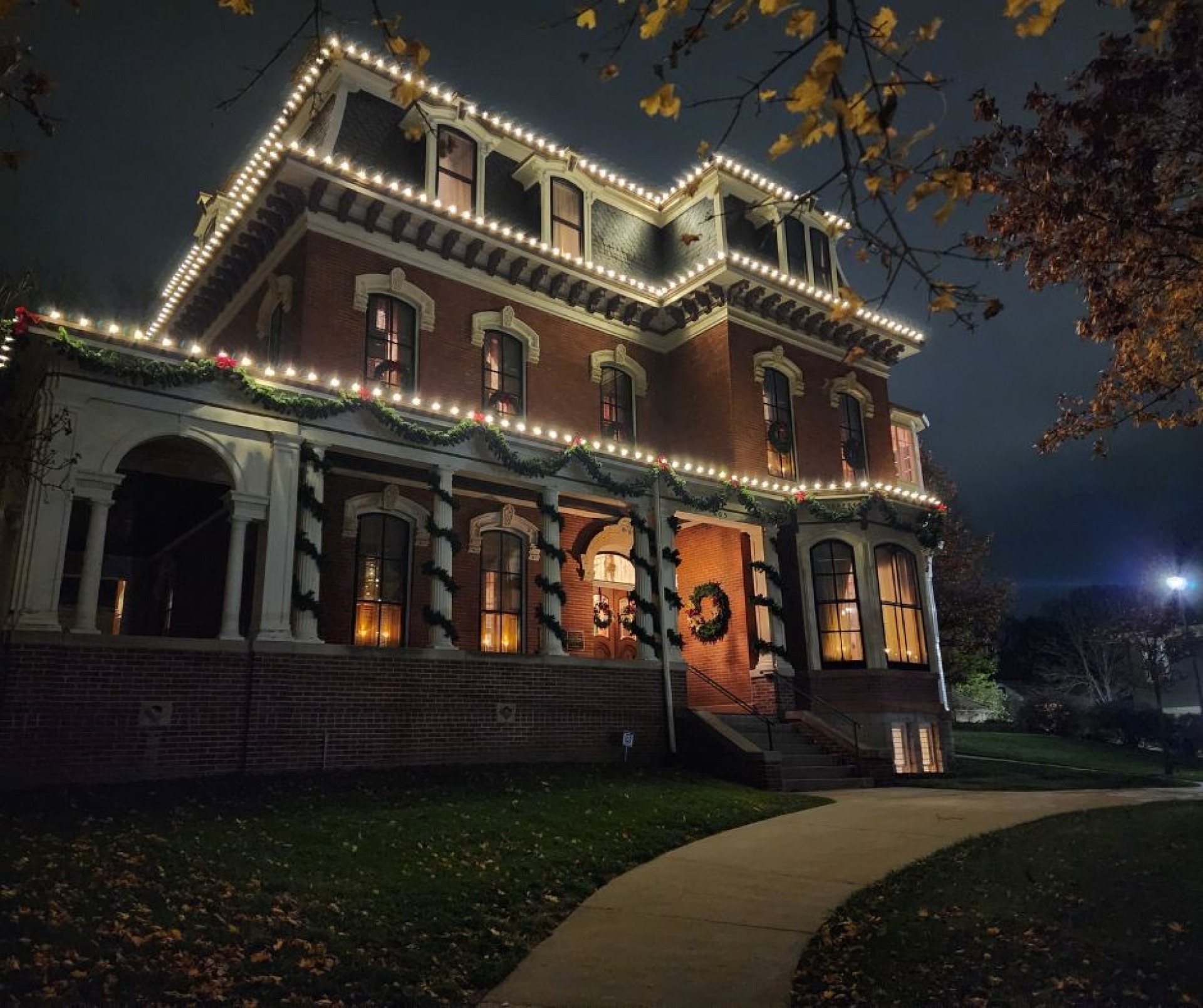 Dodge house Christmas